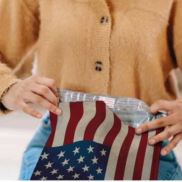 525 items-25-10 x 13 Flag Waterproof Poly Mailers & 500 Thank You Stickers - Picture 5 of 5